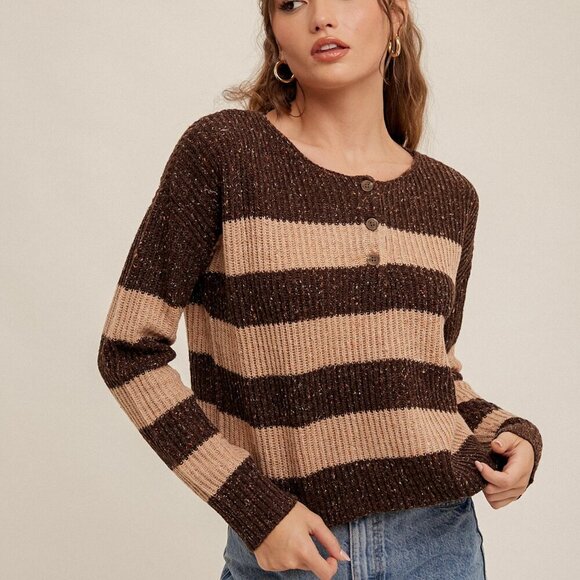 HEM & THREAD Chunky Knit Henley Sweater, Cozy Cropped Long Sleeve Pullover - Picture 3 of 5